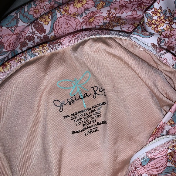 Jessica Rey Annette one-piece bathing suit.  Size L.  Floral design. - Picture 4 of 6